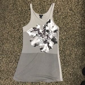 Sequin tank